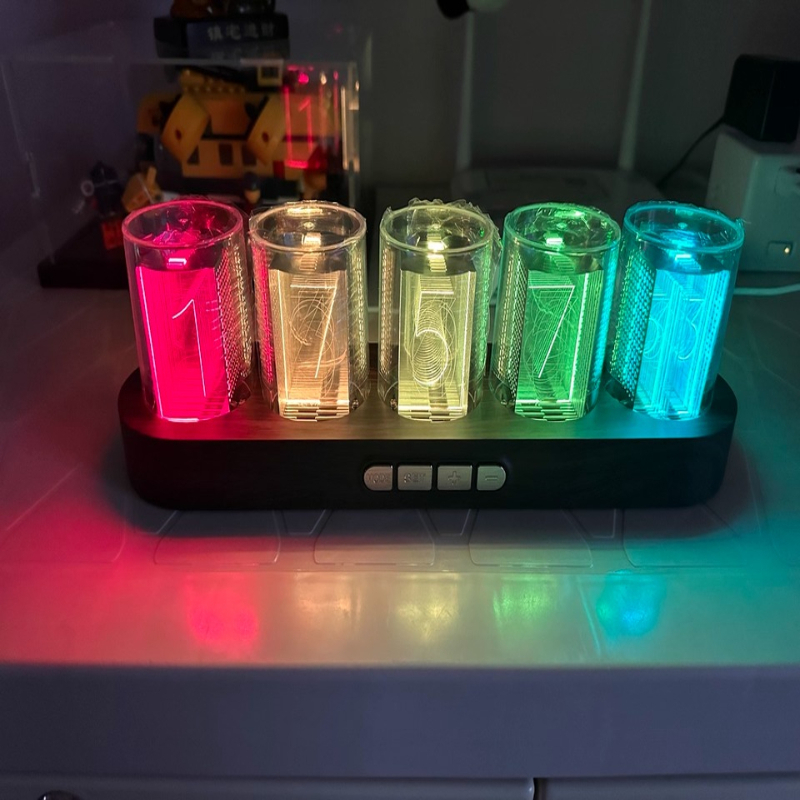LED Nixie Tube Clock RGB Gamin - Desk Setup Youtube recensie en prijs