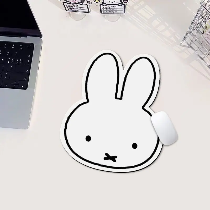 Kawaii Miffy Konijnvormige Mui - Desk Setup Desk recensie en prijs